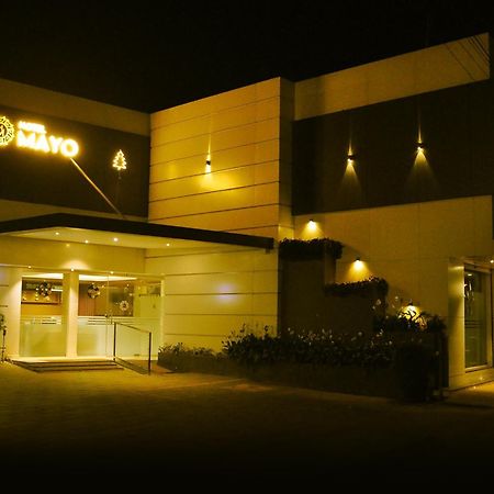 Hotel Mayo 瓦亚纳德 外观 照片